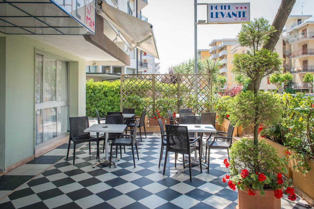 Hotel Levante Sul Mare Lido Di Savio Exterior photo